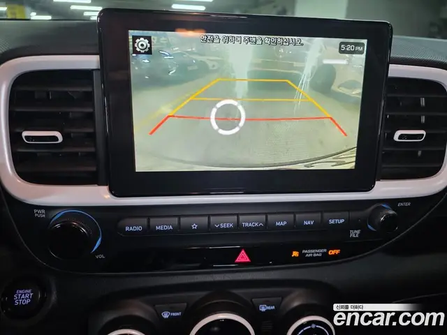 Hyundai Venue 2019 1.6 автомат (гидро), миниатюра 12