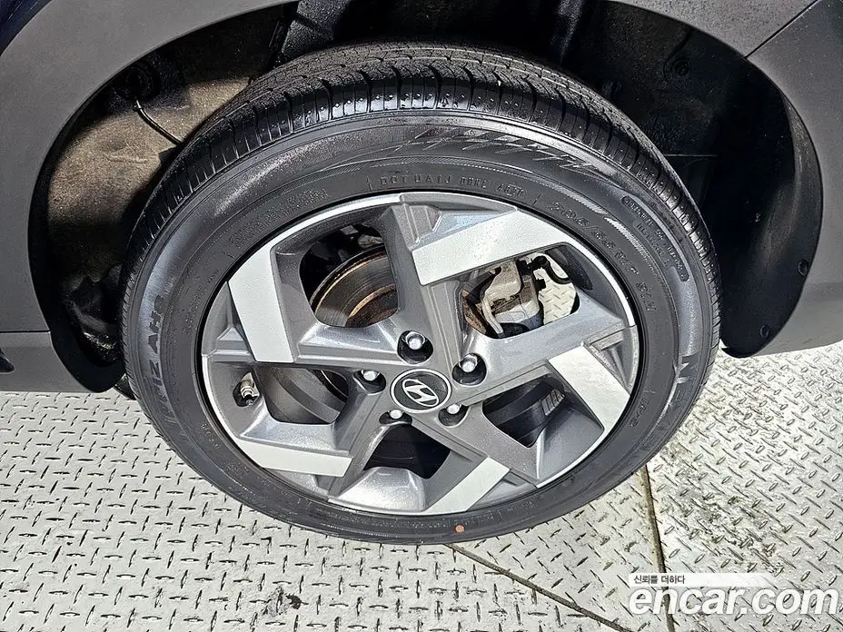 Hyundai Venue 2021 1.6 автомат (гидро), фото 20 Hyundai Venue 2021 1.6 автомат (гидро), фото 20