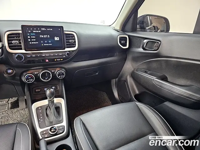 Hyundai Venue 2021 1.6 автомат (гидро), миниатюра 10 Hyundai Venue 2021 1.6 автомат (гидро), миниатюра 10