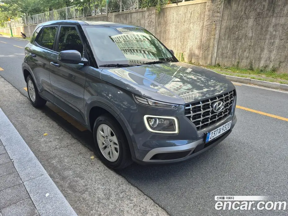 Hyundai Venue 2024 1.6 автомат (гидро), фото 2 Hyundai Venue 2024 1.6 автомат (гидро), фото 2