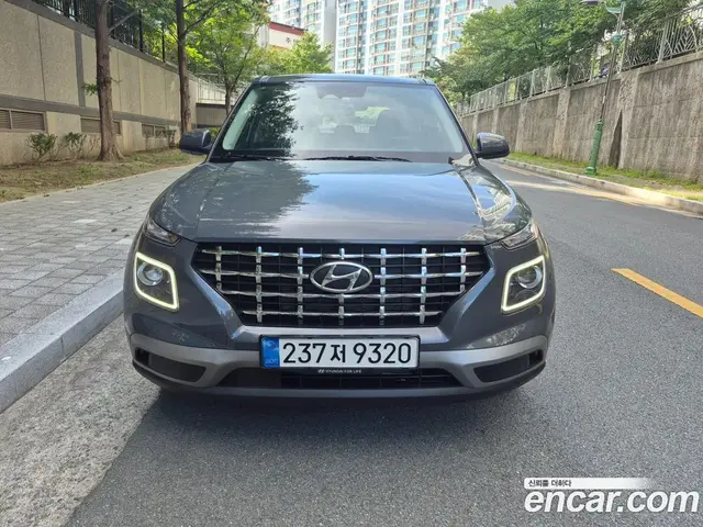 Hyundai Venue 2024 1.6 автомат (гидро), миниатюра 3 Hyundai Venue 2024 1.6 автомат (гидро), миниатюра 3