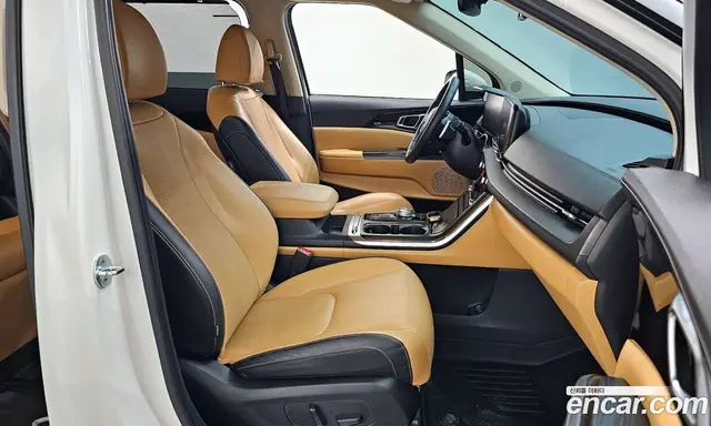 Kia Carnival 2021 2.2 автомат (гидро), миниатюра 11 Kia Carnival 2021 2.2 автомат (гидро), миниатюра 11