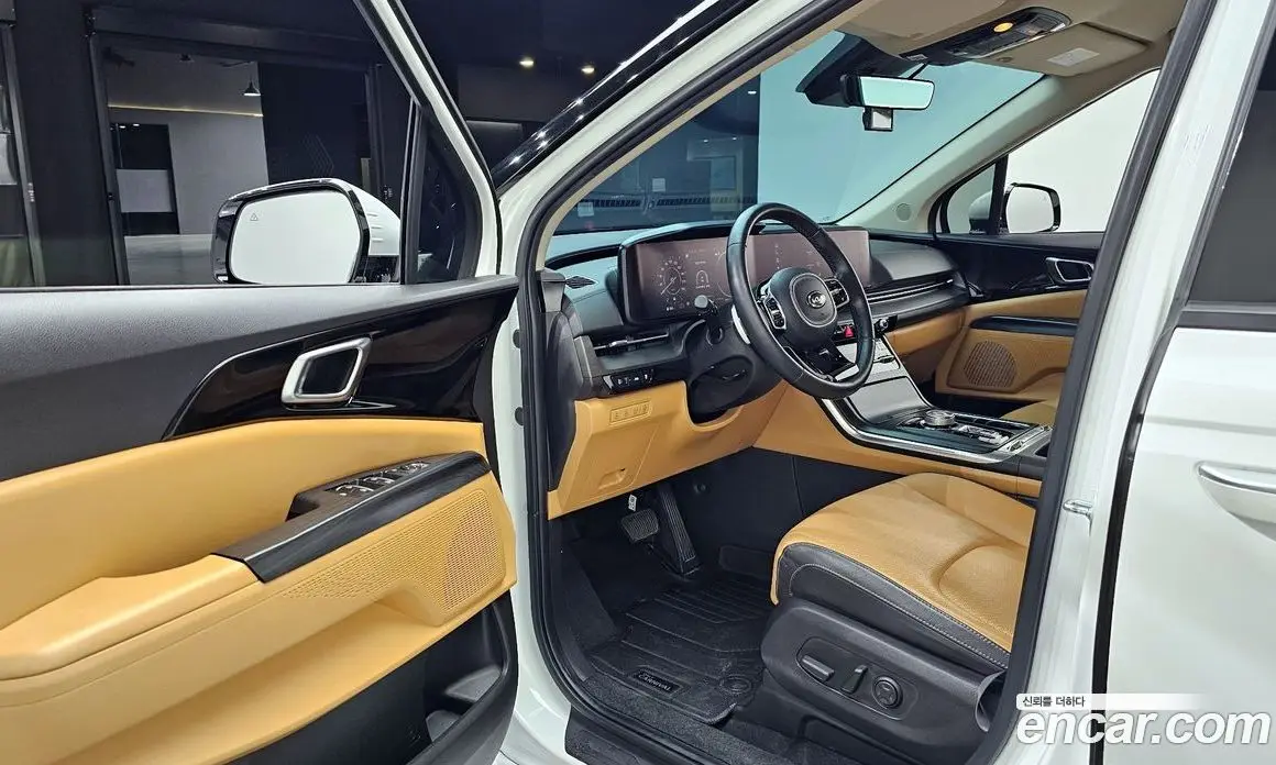 Kia Carnival 2021 2.2 автомат (гидро), фото 10 Kia Carnival 2021 2.2 автомат (гидро), фото 10