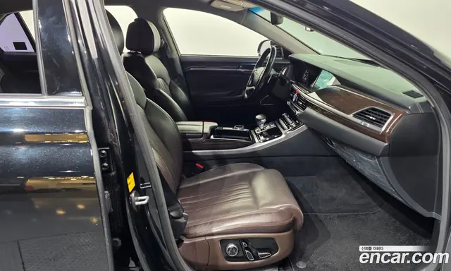 Genesis EQ900 2016 3.3 автомат (гидро), миниатюра 11 Genesis EQ900 2016 3.3 автомат (гидро), миниатюра 11