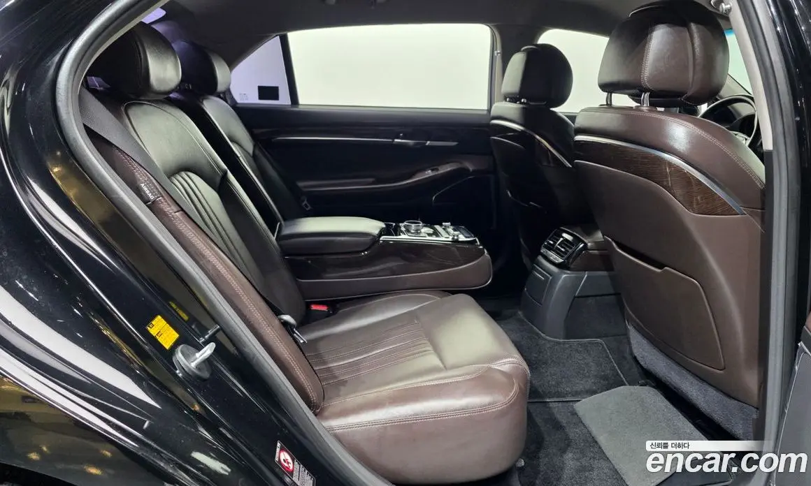 Genesis EQ900 2016 3.3 автомат (гидро), фото 12 Genesis EQ900 2016 3.3 автомат (гидро), фото 12