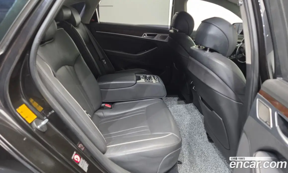 Genesis G80 2019 3.8 автомат (гидро), фото 17 Genesis G80 2019 3.8 автомат (гидро), фото 17