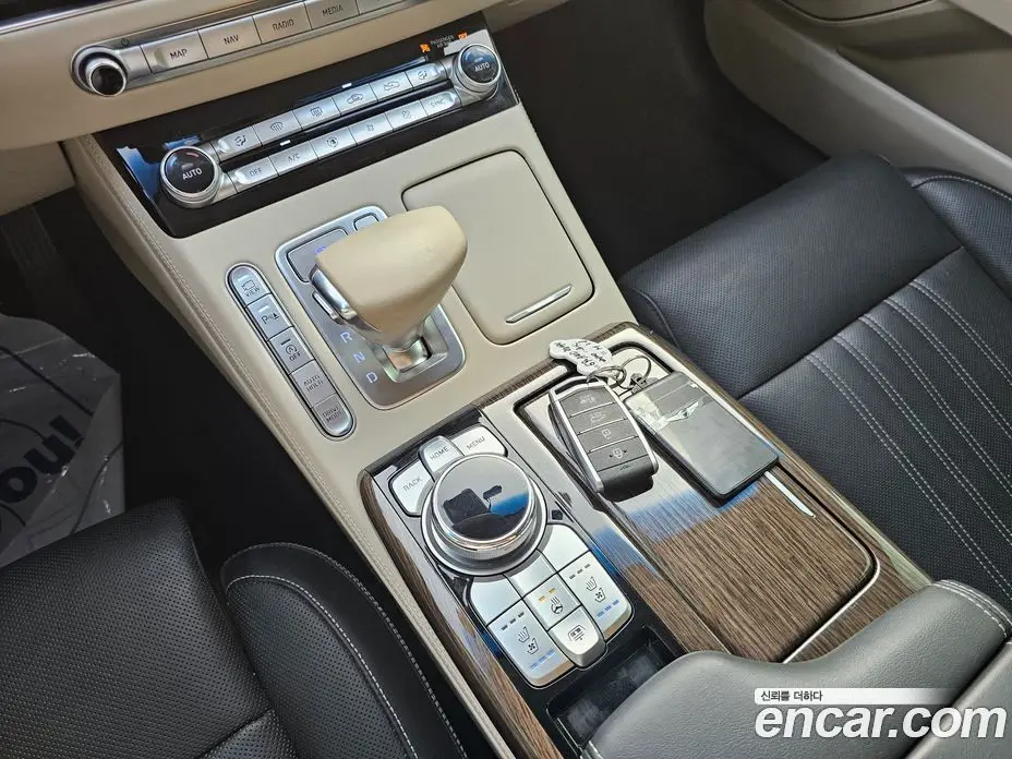 Genesis G90 2020 3.8 автомат (гидро), фото 14 Genesis G90 2020 3.8 автомат (гидро), фото 14