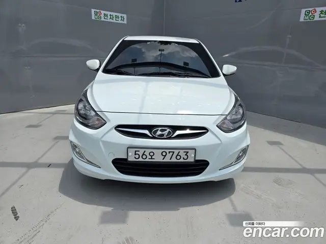 Hyundai Accent 2013 1.4 автомат (гидро), миниатюра 2