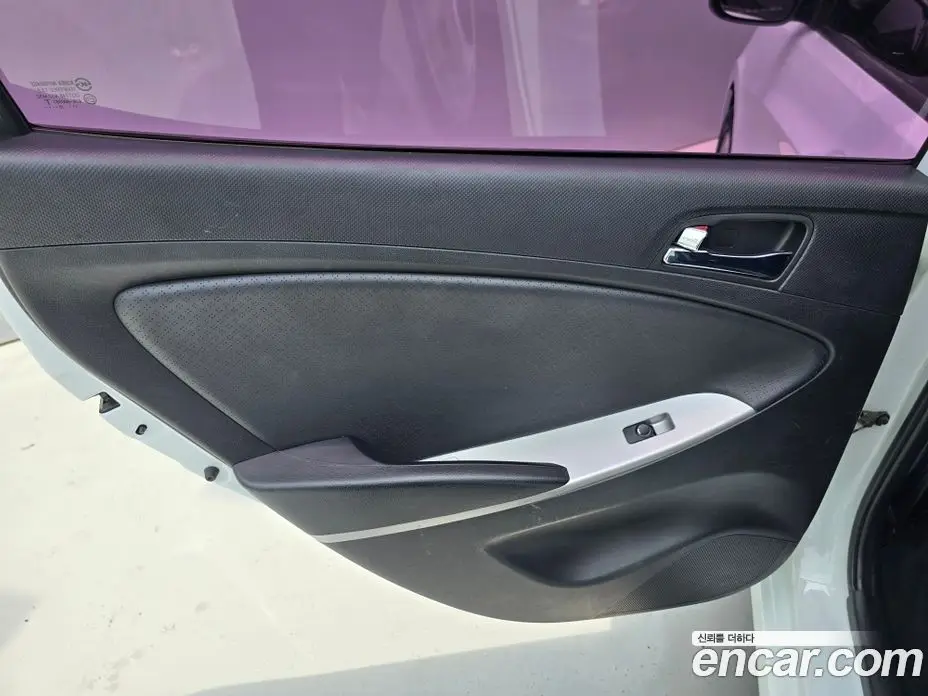 Hyundai Accent 2013 1.4 автомат (гидро), фото 18