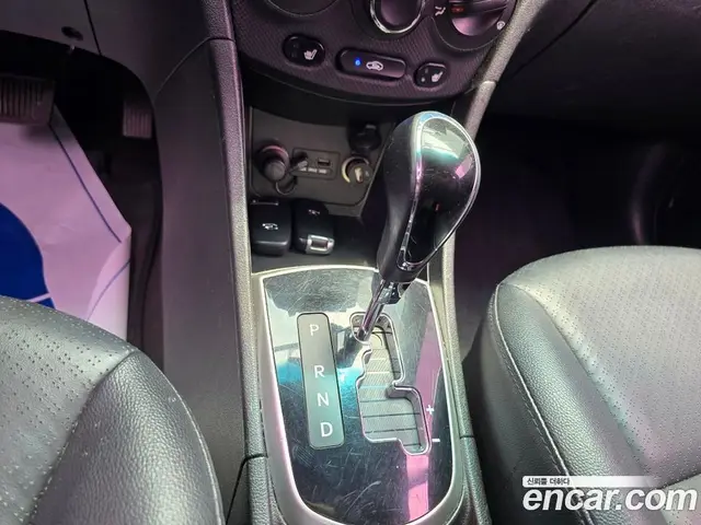 Hyundai Accent 2013 1.4 автомат (гидро), миниатюра 10