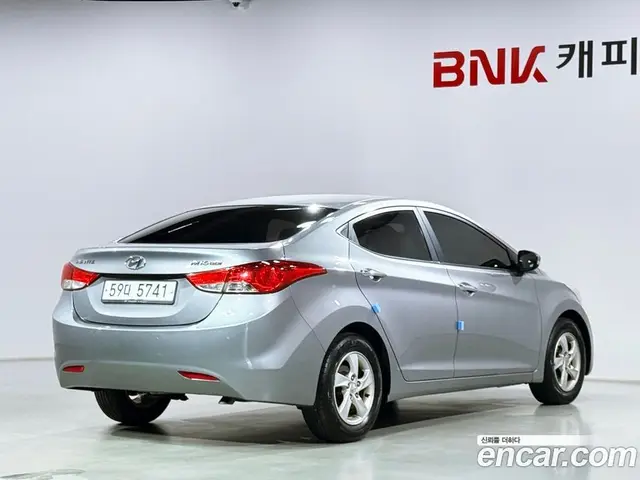 Hyundai Avante 2011 1.6 автомат (гидро), миниатюра 2 Hyundai Avante 2011 1.6 автомат (гидро), миниатюра 2