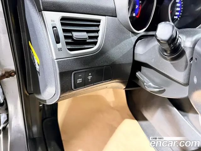 Hyundai Avante 2011 1.6 автомат (гидро), миниатюра 11 Hyundai Avante 2011 1.6 автомат (гидро), миниатюра 11