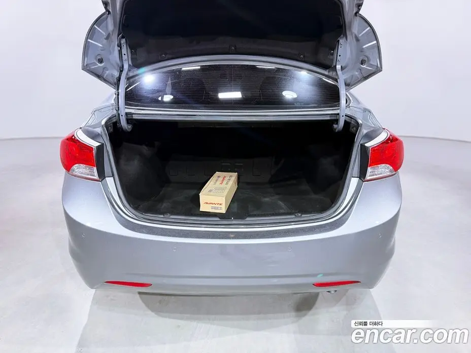 Hyundai Avante 2011 1.6 автомат (гидро), фото 18 Hyundai Avante 2011 1.6 автомат (гидро), фото 18
