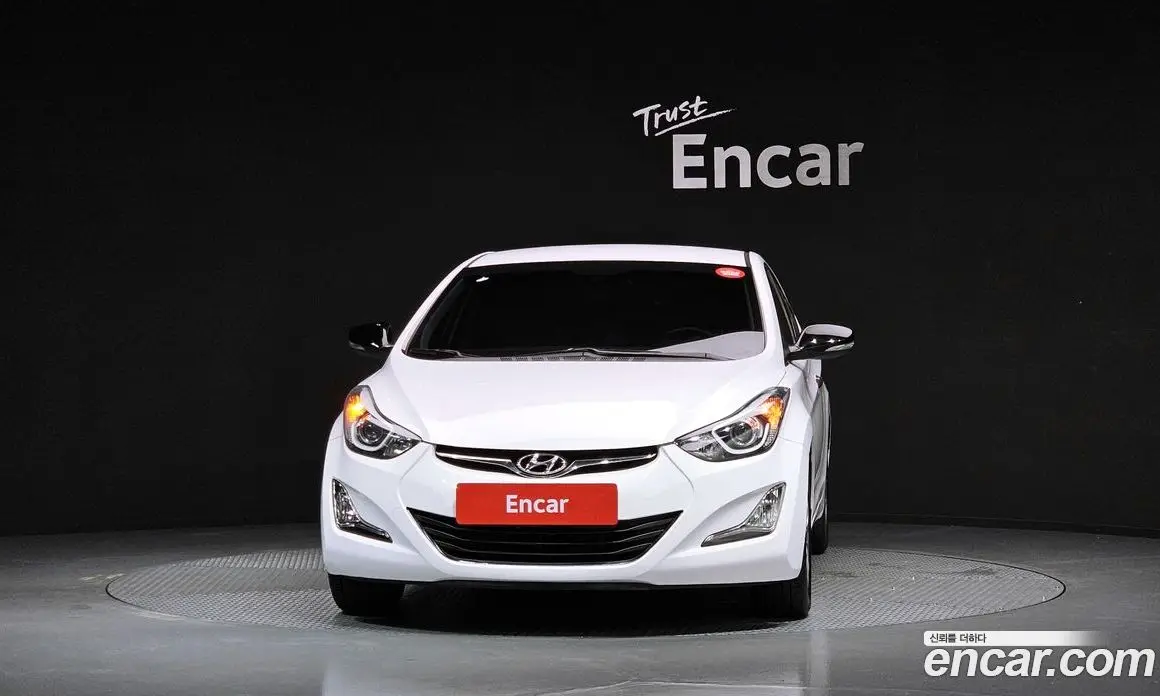 Hyundai Avante 2014 1.6 автомат (гидро), фото 3