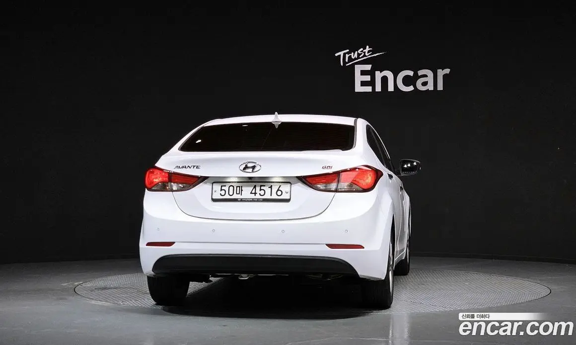 Hyundai Avante 2014 1.6 автомат (гидро), фото 4