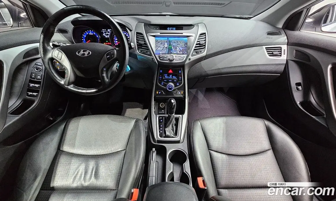 Hyundai Avante 2014 1.6 автомат (гидро), фото 10