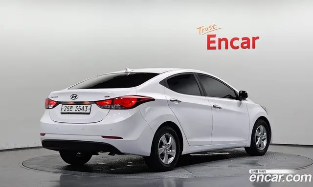 Hyundai Avante 2015 1.6 автомат (гидро), миниатюра 2 Hyundai Avante 2015 1.6 автомат (гидро), миниатюра 2