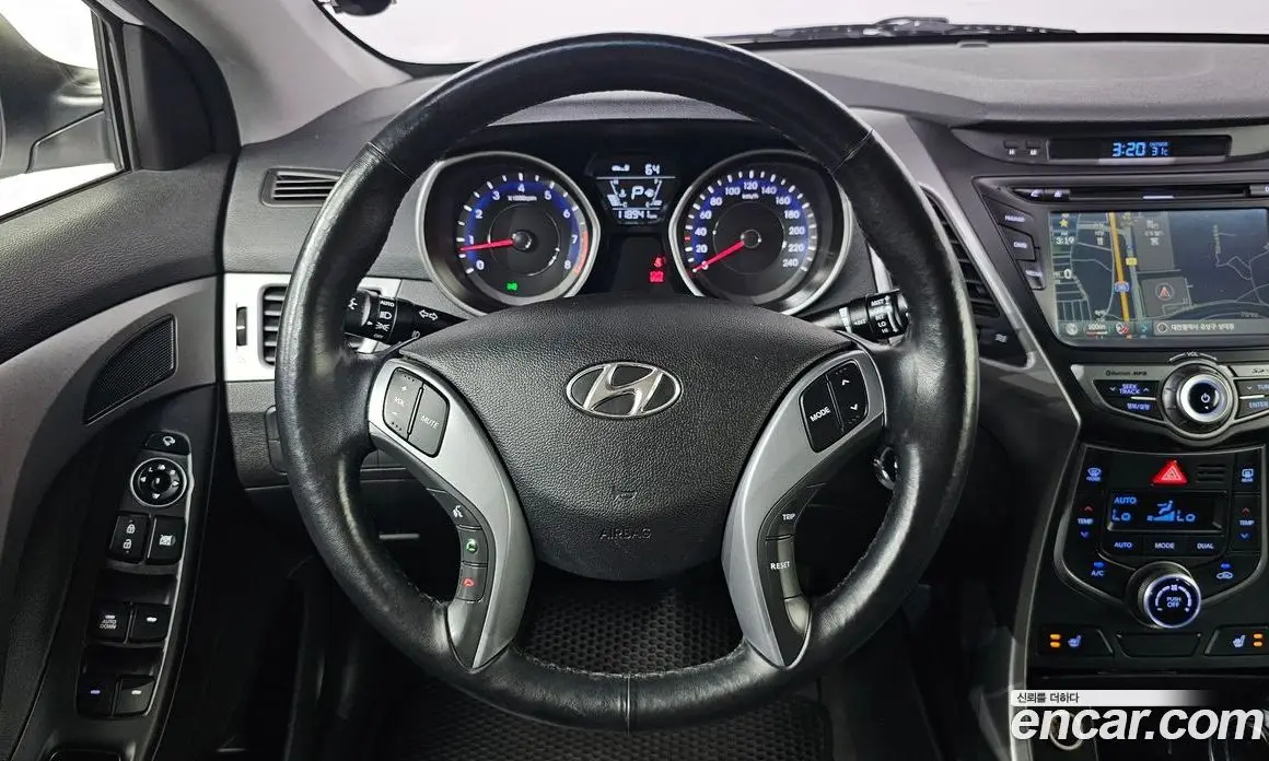 Hyundai Avante 2015 1.6 автомат (гидро), фото 17 Hyundai Avante 2015 1.6 автомат (гидро), фото 17