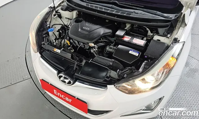 Hyundai Avante 2015 1.6 автомат (гидро), миниатюра 6 Hyundai Avante 2015 1.6 автомат (гидро), миниатюра 6