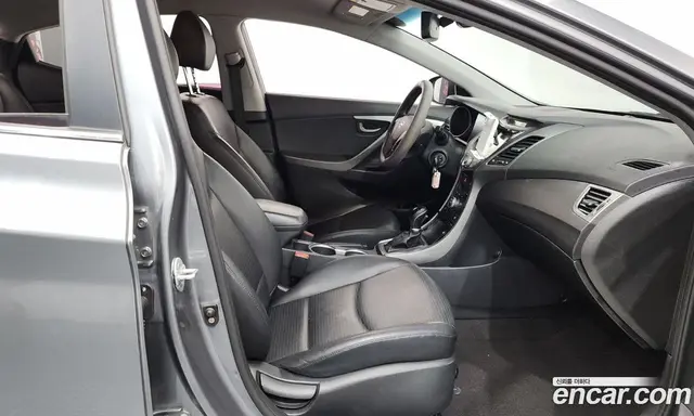 Hyundai Avante 2015 1.6 автомат (гидро), миниатюра 11