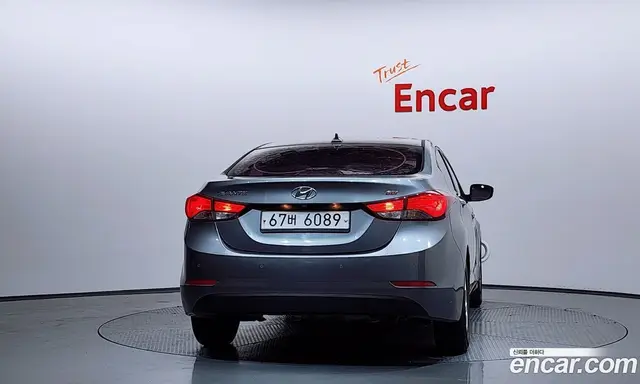 Hyundai Avante 2015 1.6 автомат (гидро), миниатюра 4