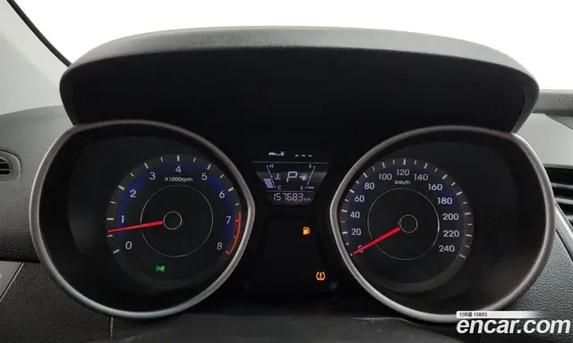 Hyundai Avante 2015 1.6 автомат (гидро), миниатюра 8