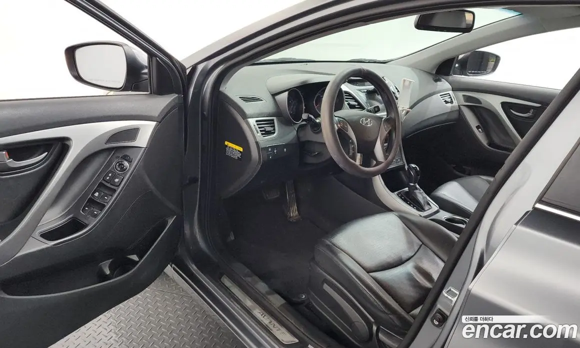 Hyundai Avante 2015 1.6 автомат (гидро), фото 10