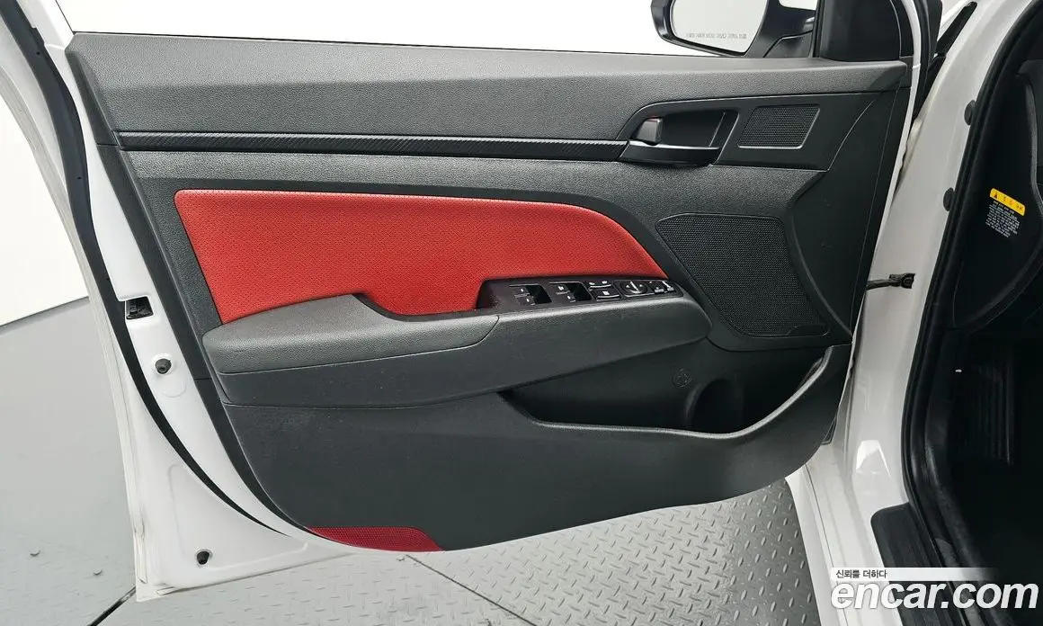 Hyundai Avante 2016 1.6 автомат (гидро), фото 14