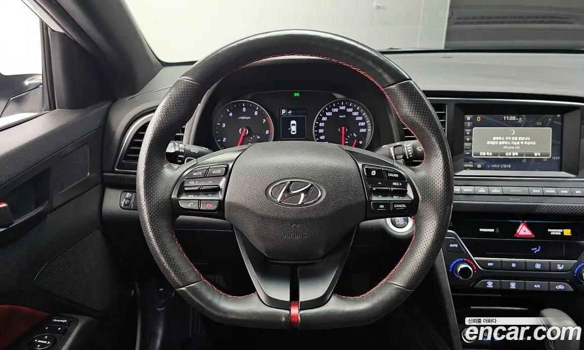 Hyundai Avante 2016 1.6 автомат (гидро), фото 19