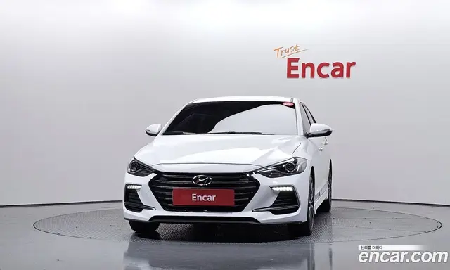 Hyundai Avante 2016 1.6 автомат (гидро), миниатюра 3
