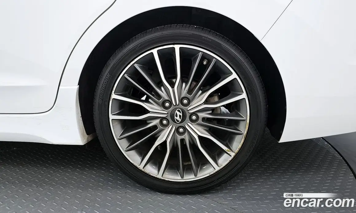 Hyundai Avante 2016 1.6 автомат (гидро), фото 7