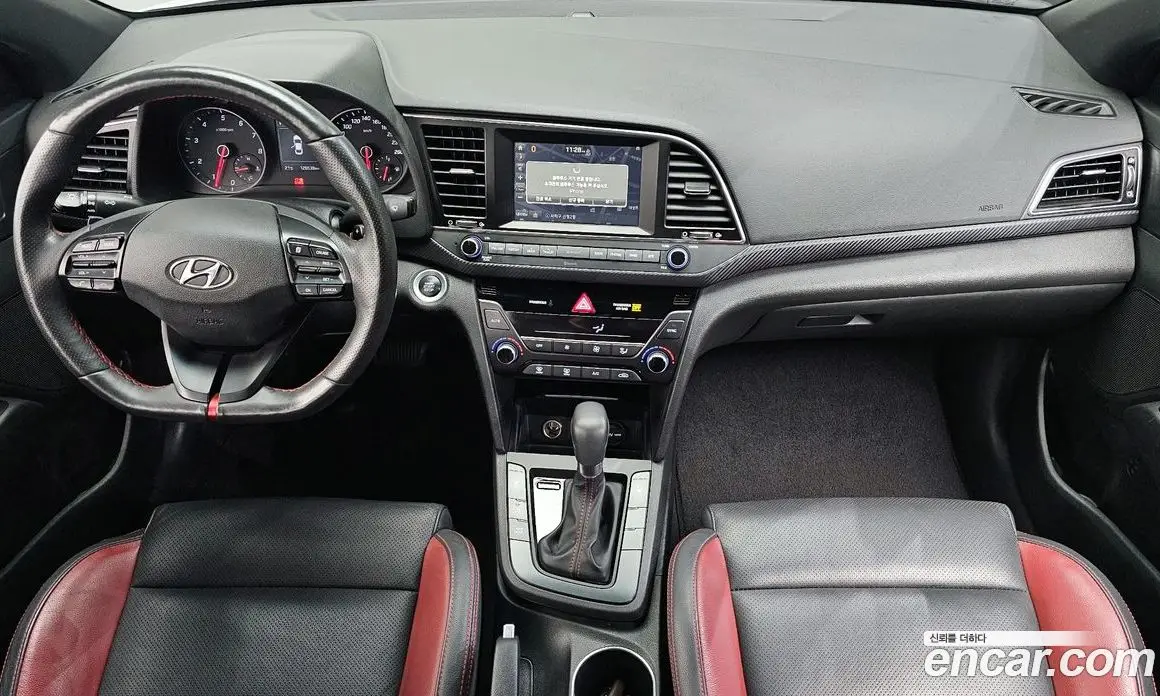 Hyundai Avante 2016 1.6 автомат (гидро), фото 10