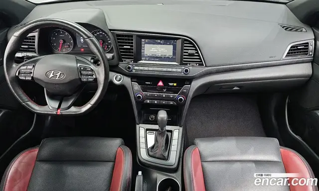 Hyundai Avante 2016 1.6 автомат (гидро), миниатюра 10