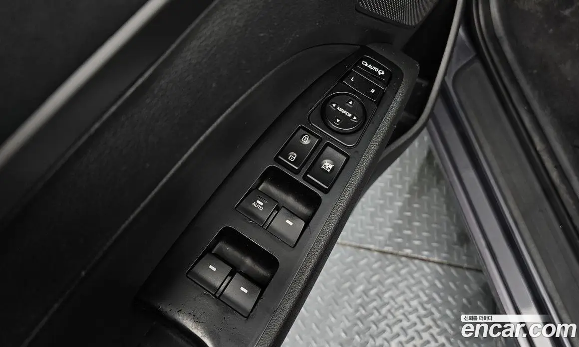 Hyundai Avante 2016 1.6 автомат (гидро), фото 13