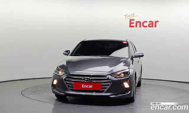 Hyundai Avante 2016 1.6 автомат (гидро), миниатюра 3