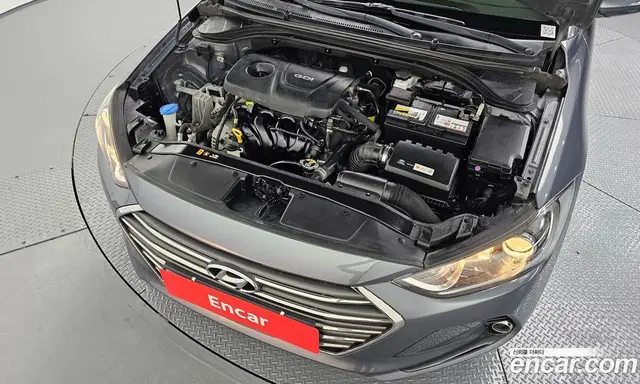 Hyundai Avante 2016 1.6 автомат (гидро), миниатюра 6