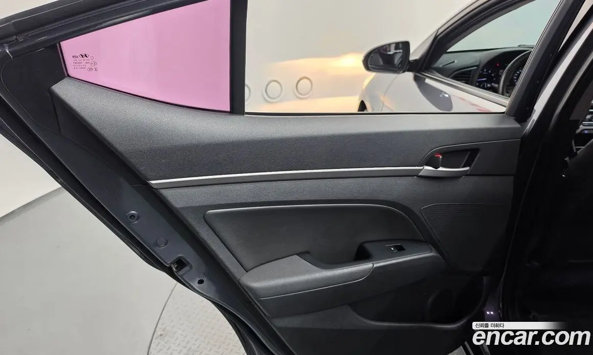 Hyundai Avante 2016 1.6 автомат (гидро), фото 15