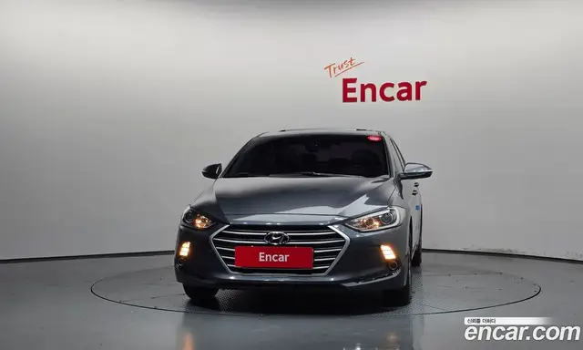 Hyundai Avante 2016 1.6 автомат (гидро), миниатюра 3