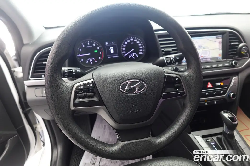 Hyundai Avante 2016 1.6 автомат (гидро), фото 15 Hyundai Avante 2016 1.6 автомат (гидро), фото 15