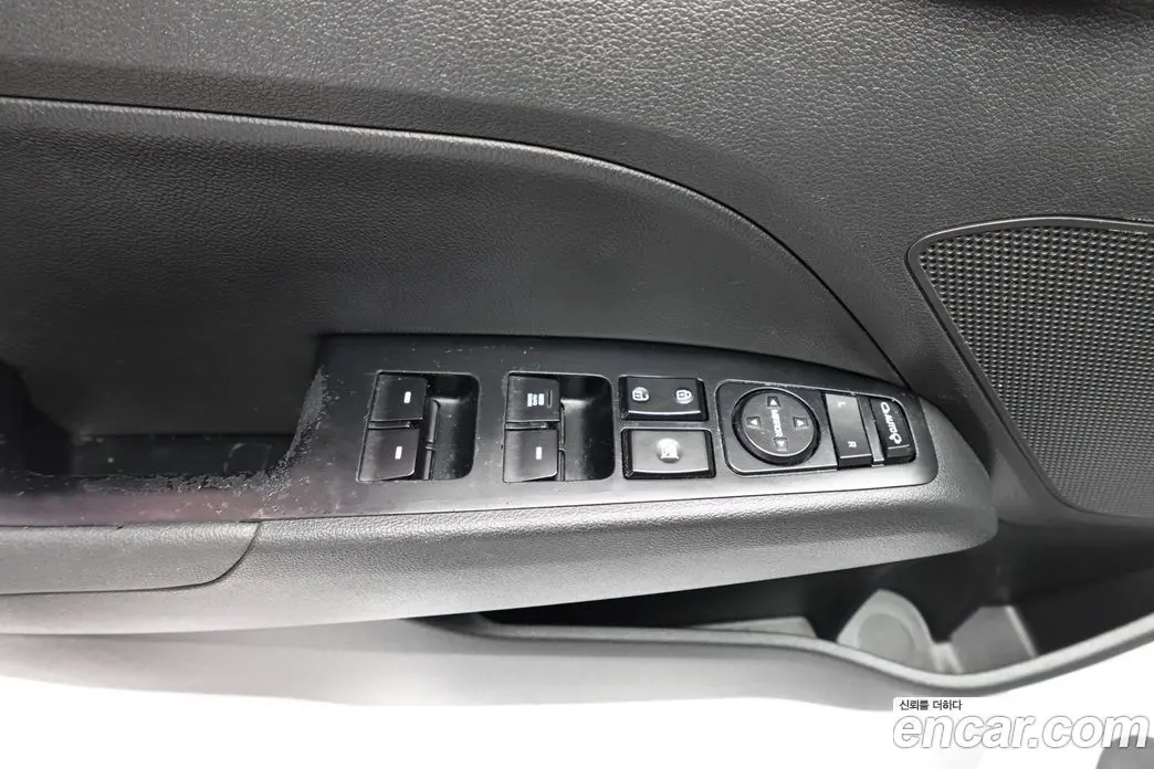 Hyundai Avante 2016 1.6 автомат (гидро), фото 16 Hyundai Avante 2016 1.6 автомат (гидро), фото 16