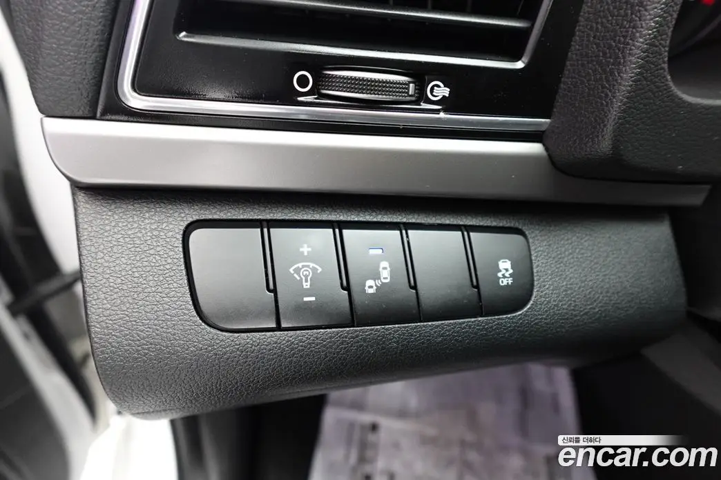 Hyundai Avante 2016 1.6 автомат (гидро), фото 17 Hyundai Avante 2016 1.6 автомат (гидро), фото 17