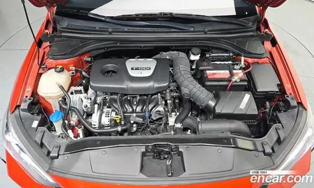 Hyundai Avante 2017 1.6 автомат (гидро), миниатюра 6