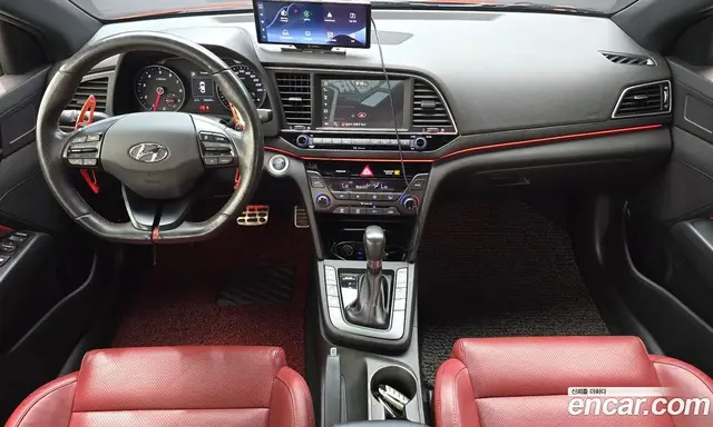 Hyundai Avante 2017 1.6 автомат (гидро), миниатюра 7