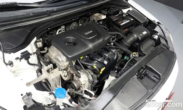 Hyundai Avante 2017 1.6 автомат (гидро), миниатюра 6