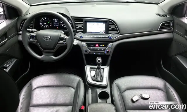 Hyundai Avante 2017 1.6 автомат (гидро), миниатюра 10