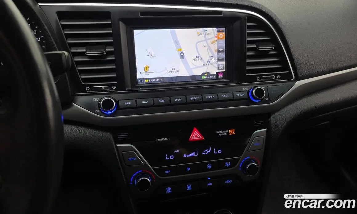 Hyundai Avante 2017 1.6 автомат (гидро), фото 13