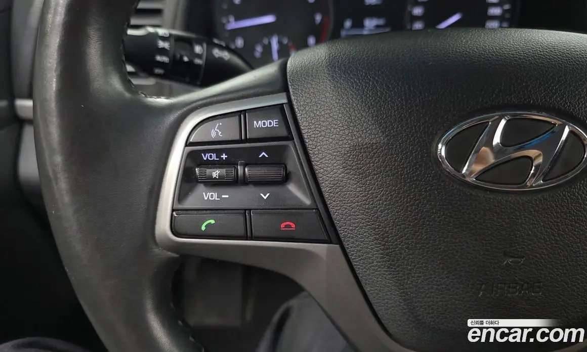 Hyundai Avante 2017 1.6 автомат (гидро), фото 17