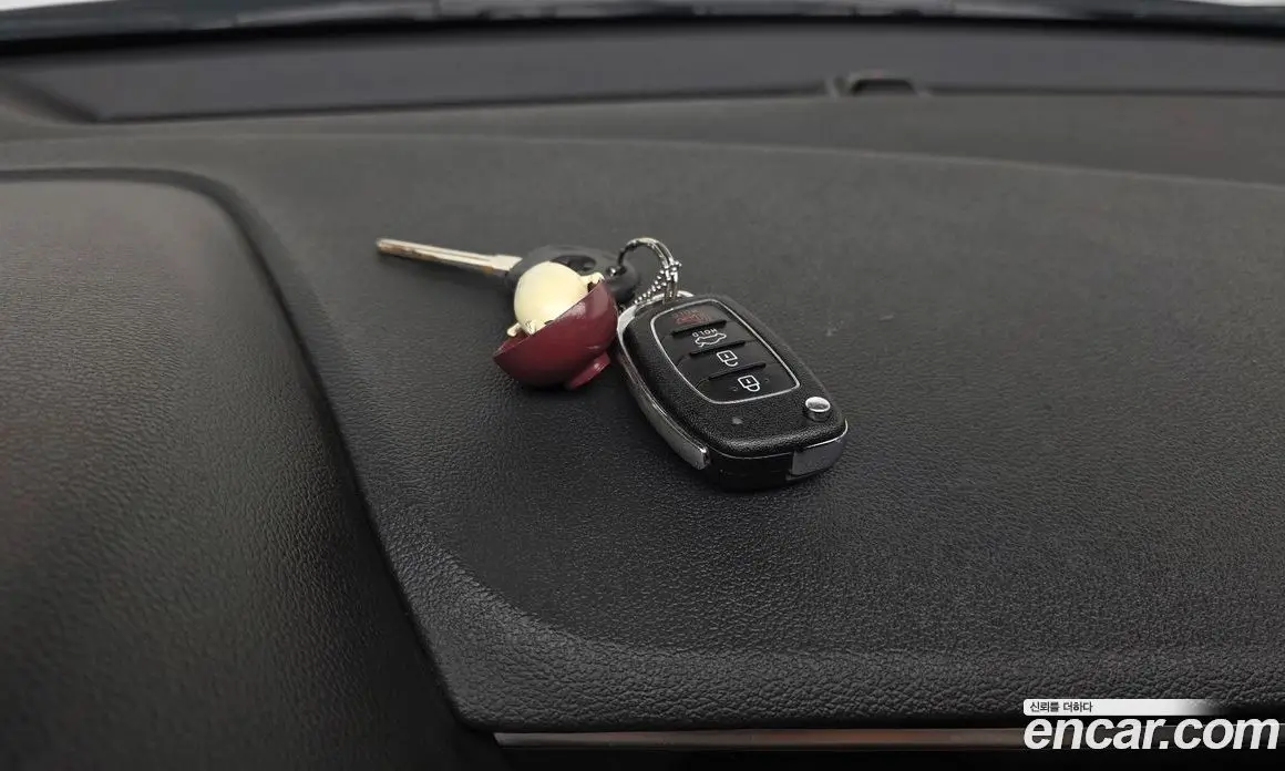 Hyundai Avante 2017 1.6 автомат (гидро), фото 19