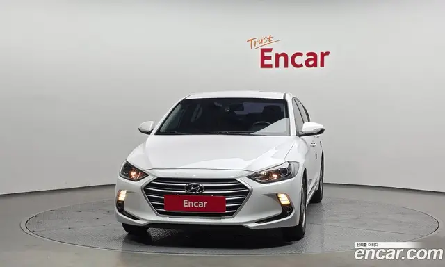 Hyundai Avante 2017 1.6 автомат (гидро), миниатюра 3
