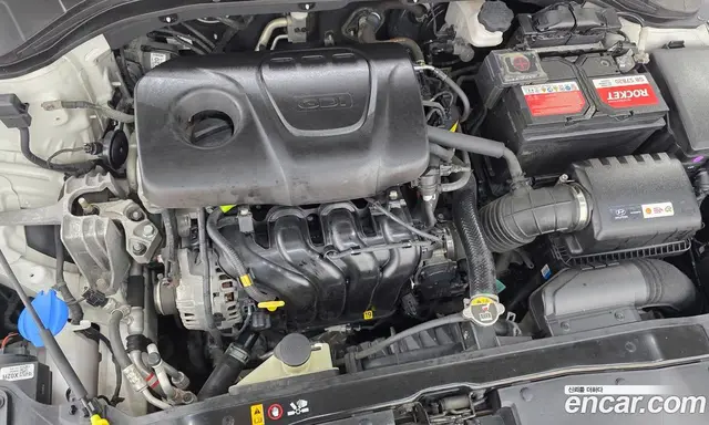 Hyundai Avante 2017 1.6 автомат (гидро), миниатюра 6